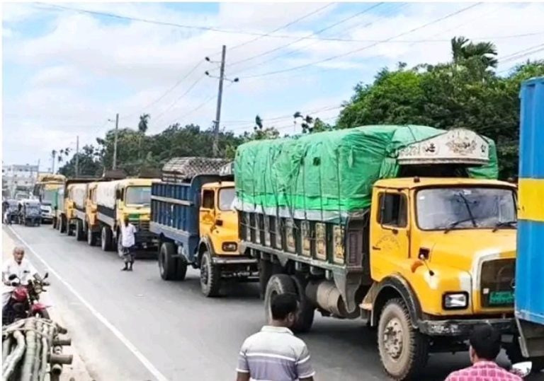 গ্যাসের দাবিতে জামালপুর-টাঙ্গাইল মহাসড়ক অবরোধ, তীব্র যানজট