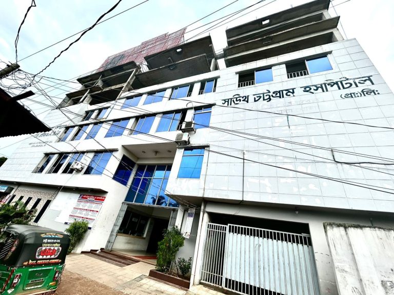 কর্ণফুলীতে নবজাতকের মৃত্যু: চিকিৎসায় অবহেলার অভিযোগ, ১ লাখ টাকায় ‘সমঝোতা’